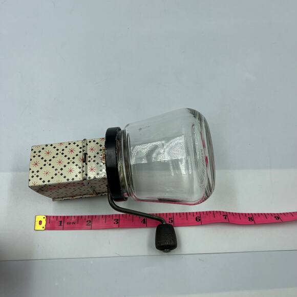 Vintage Crank Nut Chopper Androck Atomic Pattern Black White Red Glass Bottom - Picture 4 of 9